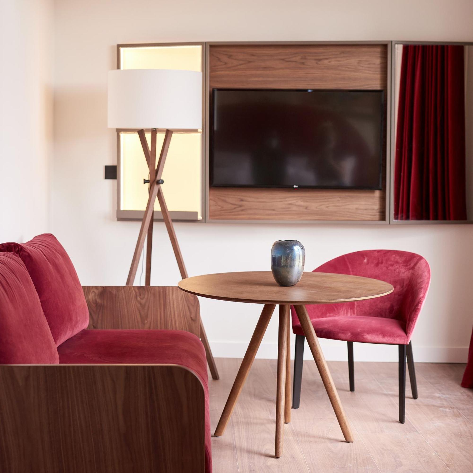 Marquis A Member Of Melia Collection Tour Eiffel Hotel Paris