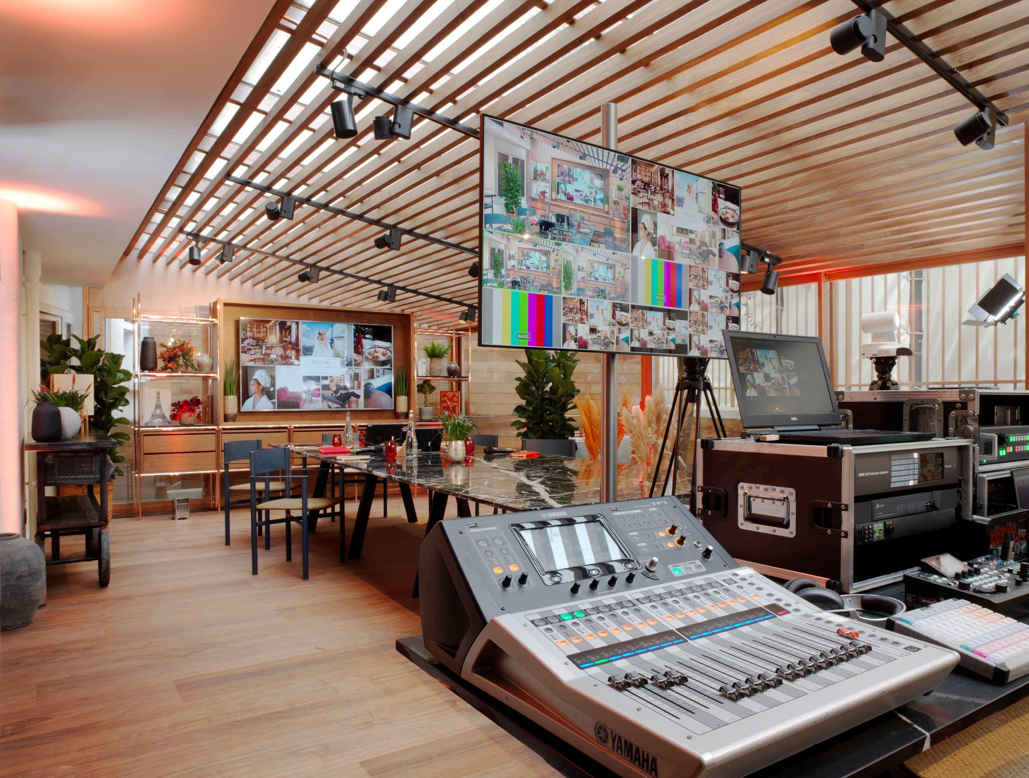 Hotel Marquis A Member Of Melia Collection Tour Eiffel 5*